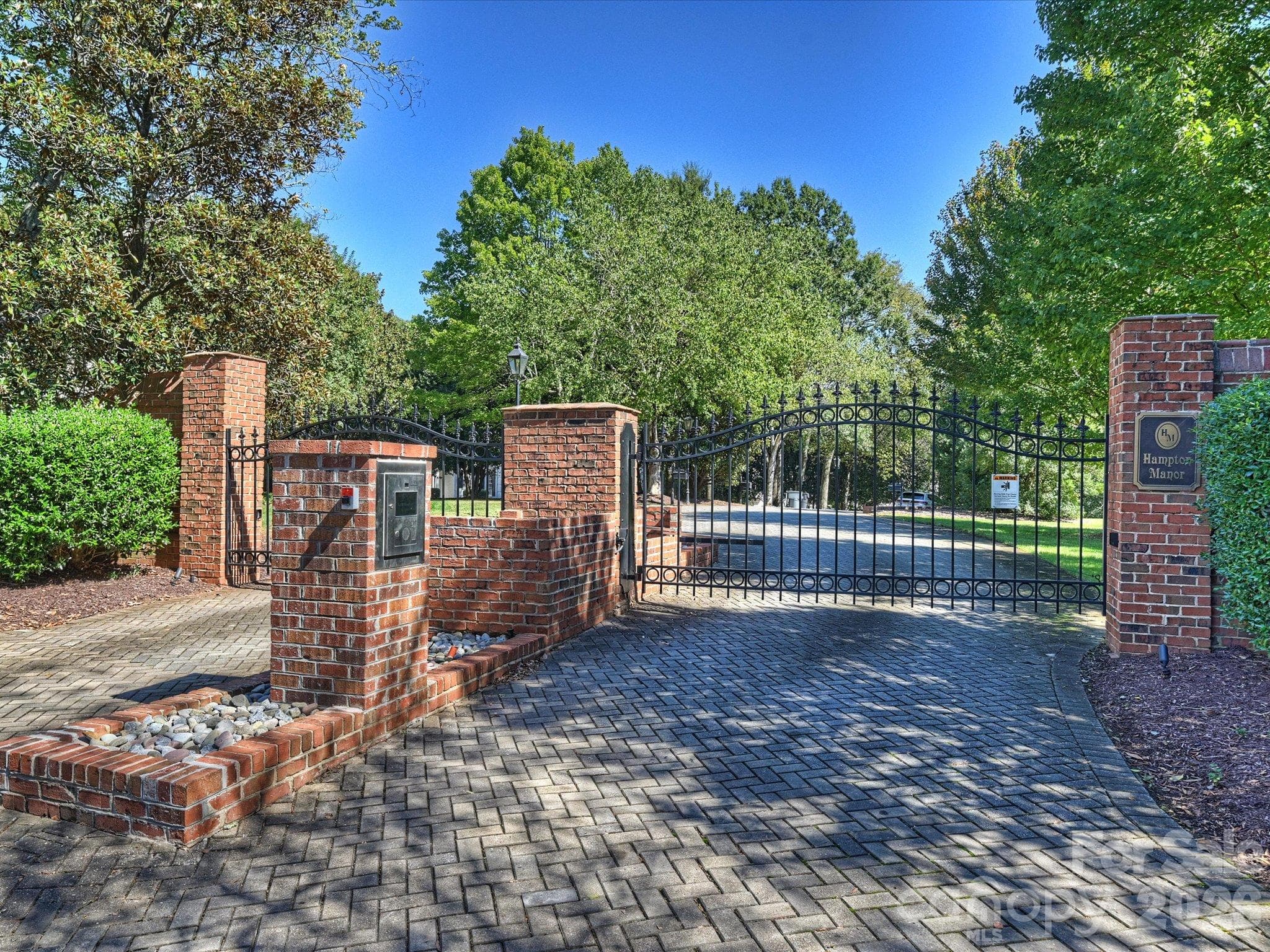 Single Family Residence at 3601 Hampton Manor Drive, Charlotte, photo 48 of 48