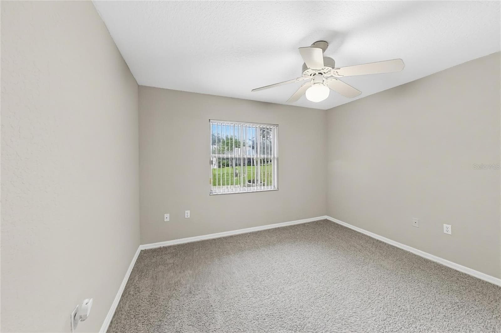 Single Family Residence at 2820 CLUBHOUSE DR, PLANT CITY, photo 14 of 20