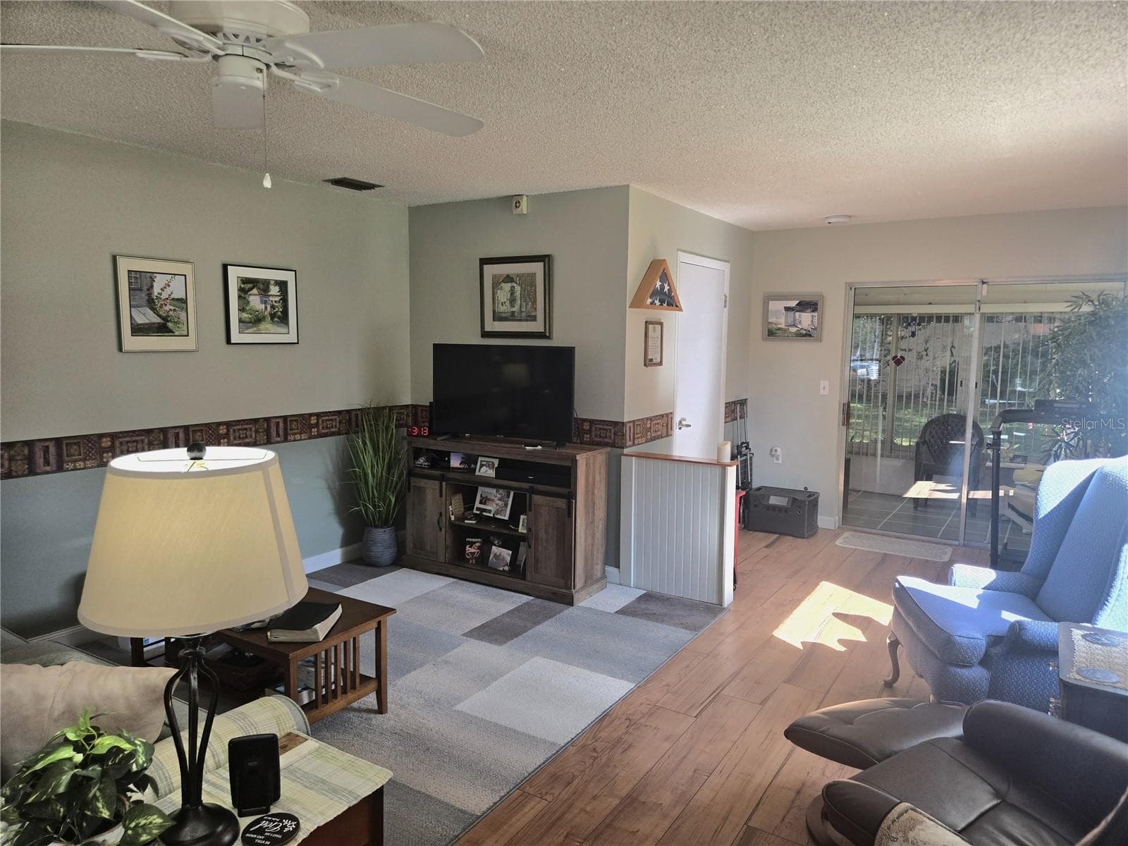 Living room - 35 VILLA VILLAR CT #350, DELAND