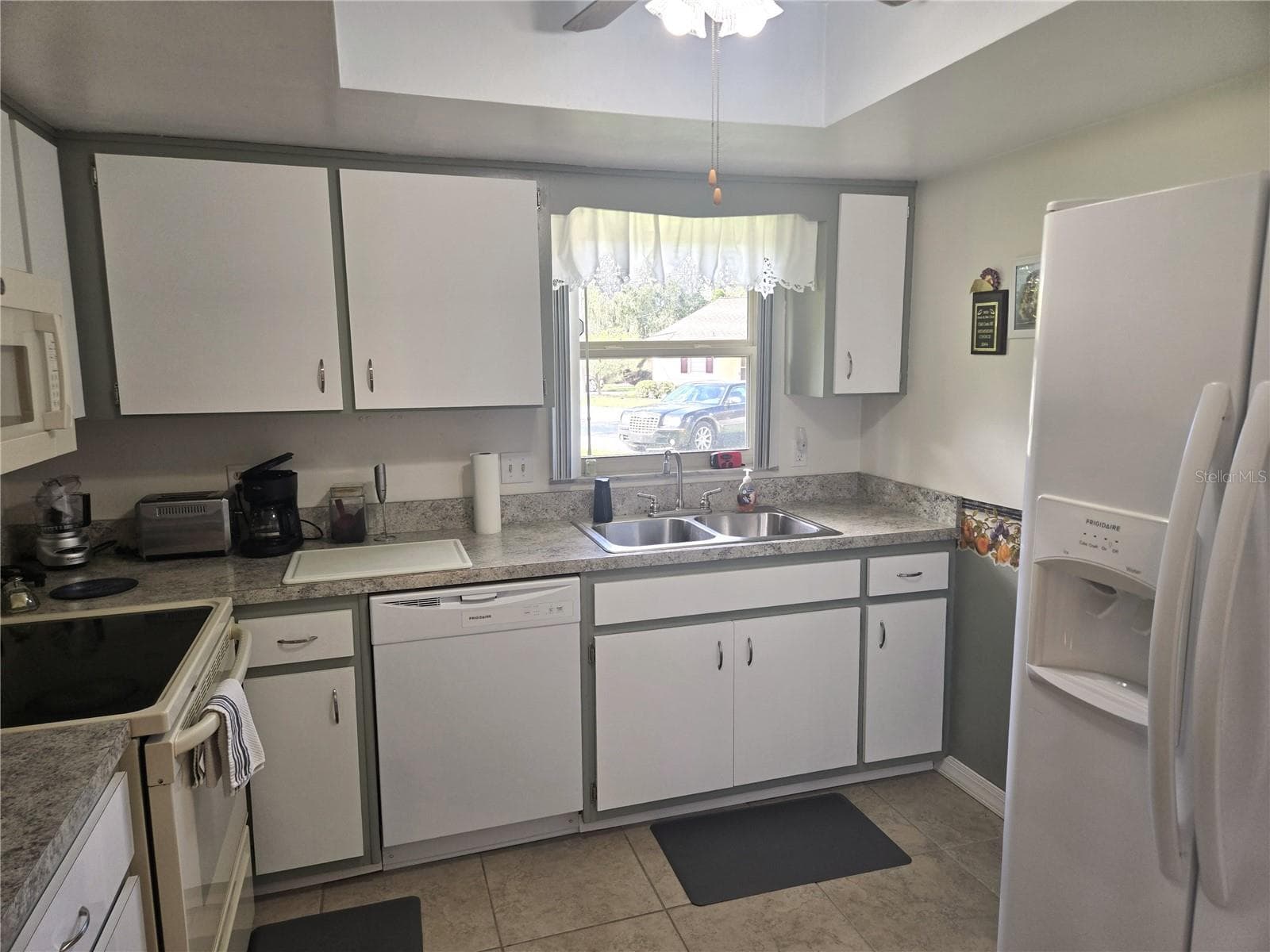 Kitchen - 35 VILLA VILLAR CT #350, DELAND