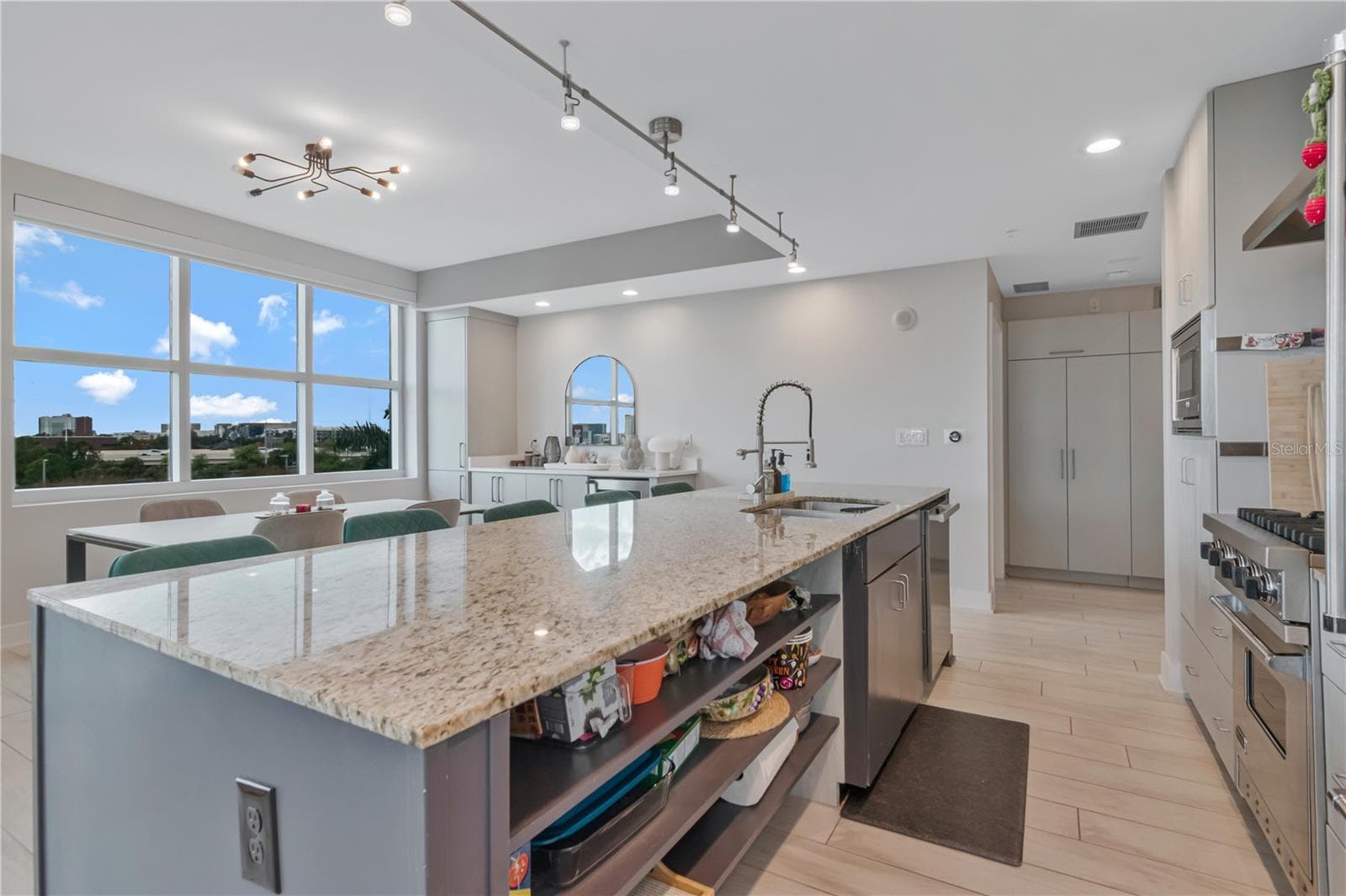Condominium at 1120 E KENNEDY BLVD #419, TAMPA, photo 13 of 55