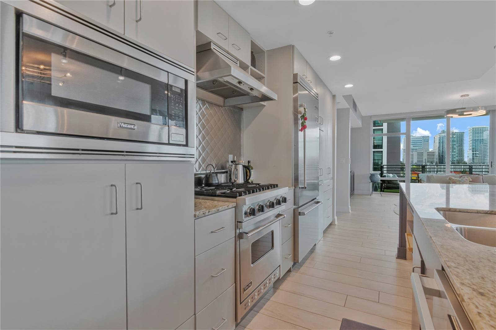 Condominium at 1120 E KENNEDY BLVD #419, TAMPA, photo 14 of 55