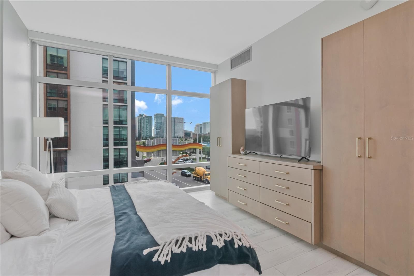 Condominium at 1120 E KENNEDY BLVD #419, TAMPA, photo 26 of 55