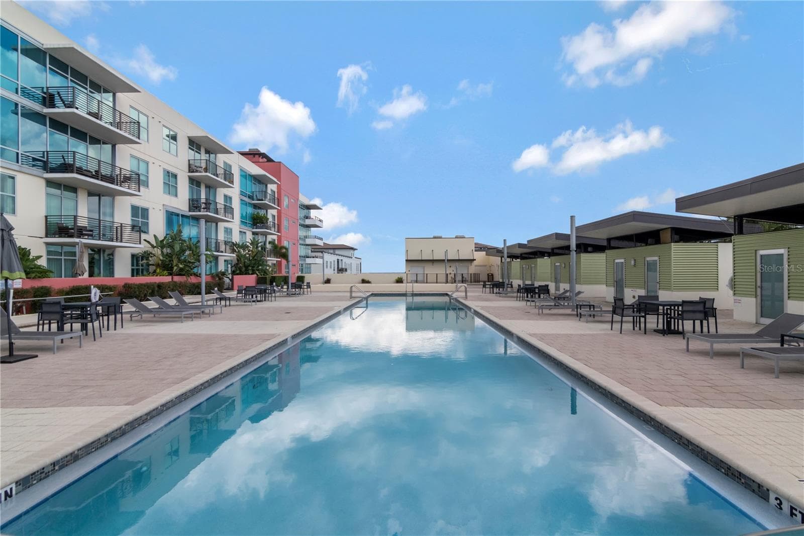 Two Pools on site - 1120 E KENNEDY BLVD #419, TAMPA