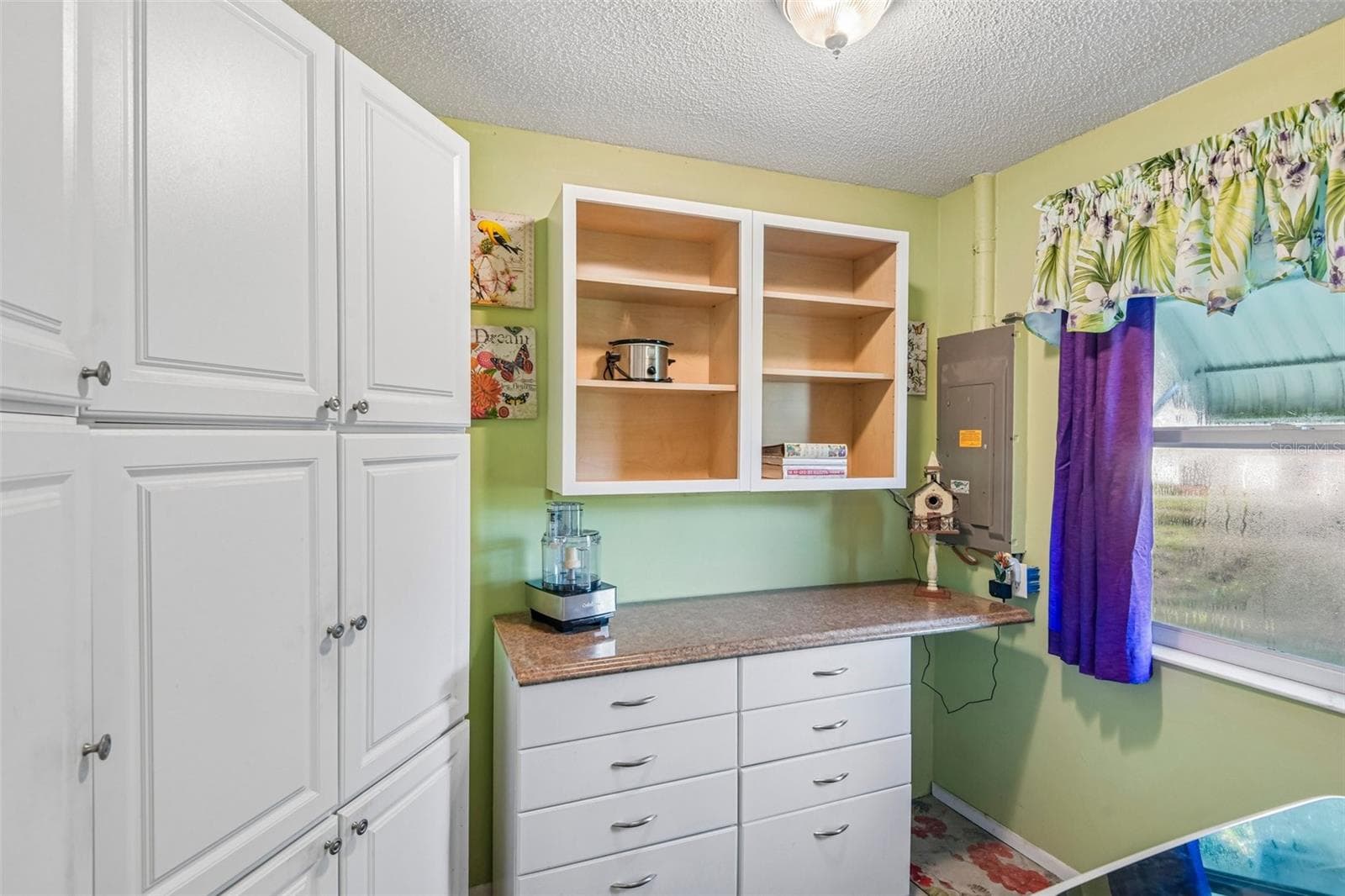Single Family Residence at 2108 GLEN HEIGHTS PL, LAKELAND, photo 36 of 55