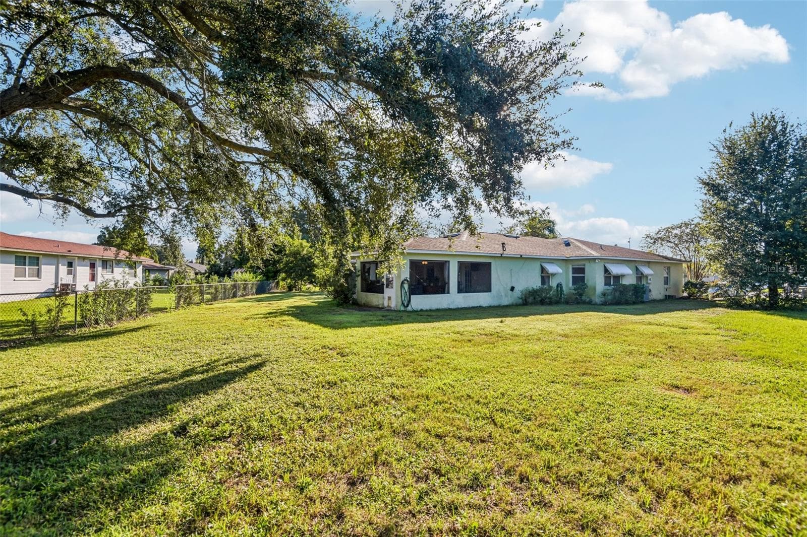 Single Family Residence at 2108 GLEN HEIGHTS PL, LAKELAND, photo 42 of 55
