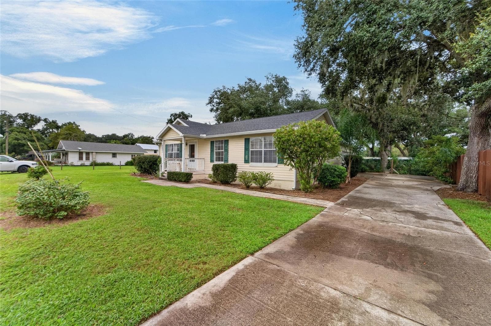 Single Family Residence at 14231 REESE DR, LAKE WALES, photo 3 of 87