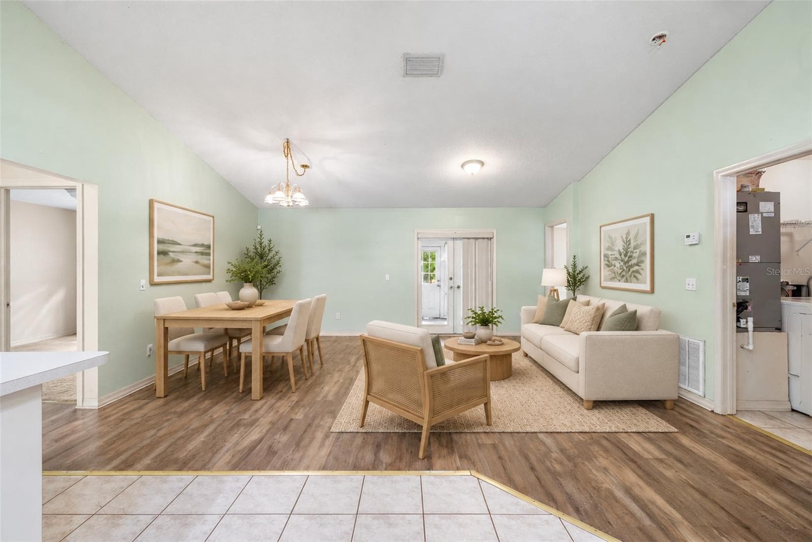 Single Family Residence at 4201 E WILMA ST, TAMPA, photo 8 of 39