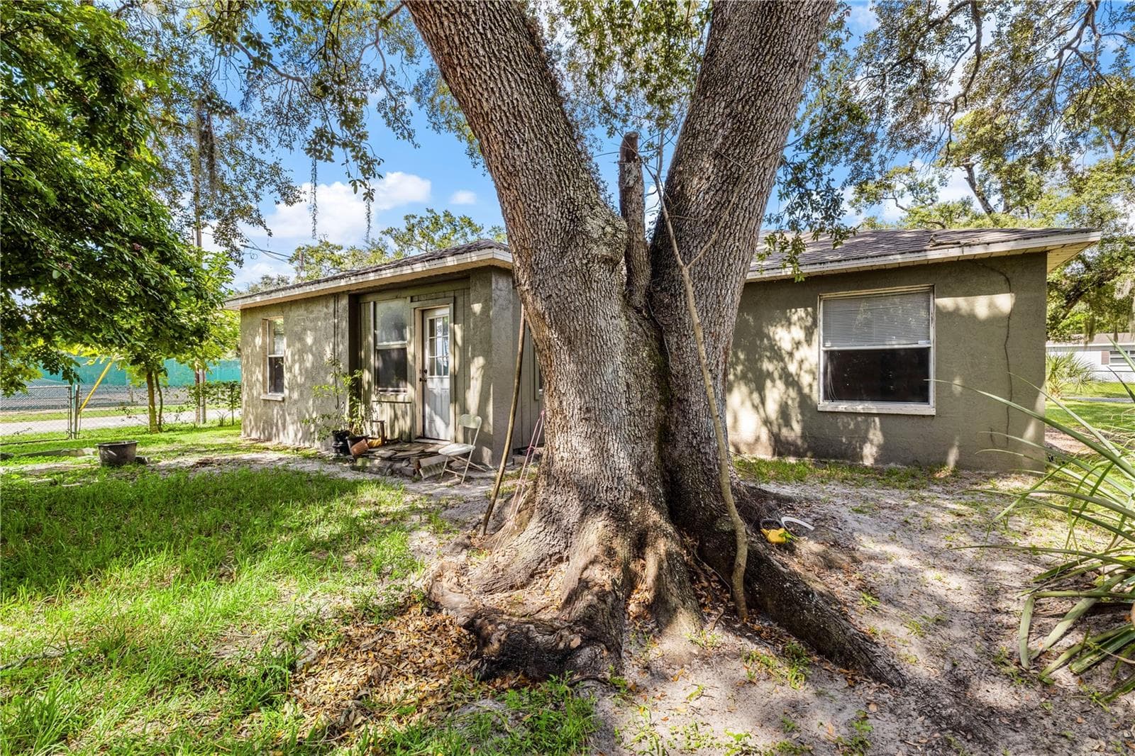 Single Family Residence at 4201 E WILMA ST, TAMPA, photo 32 of 39