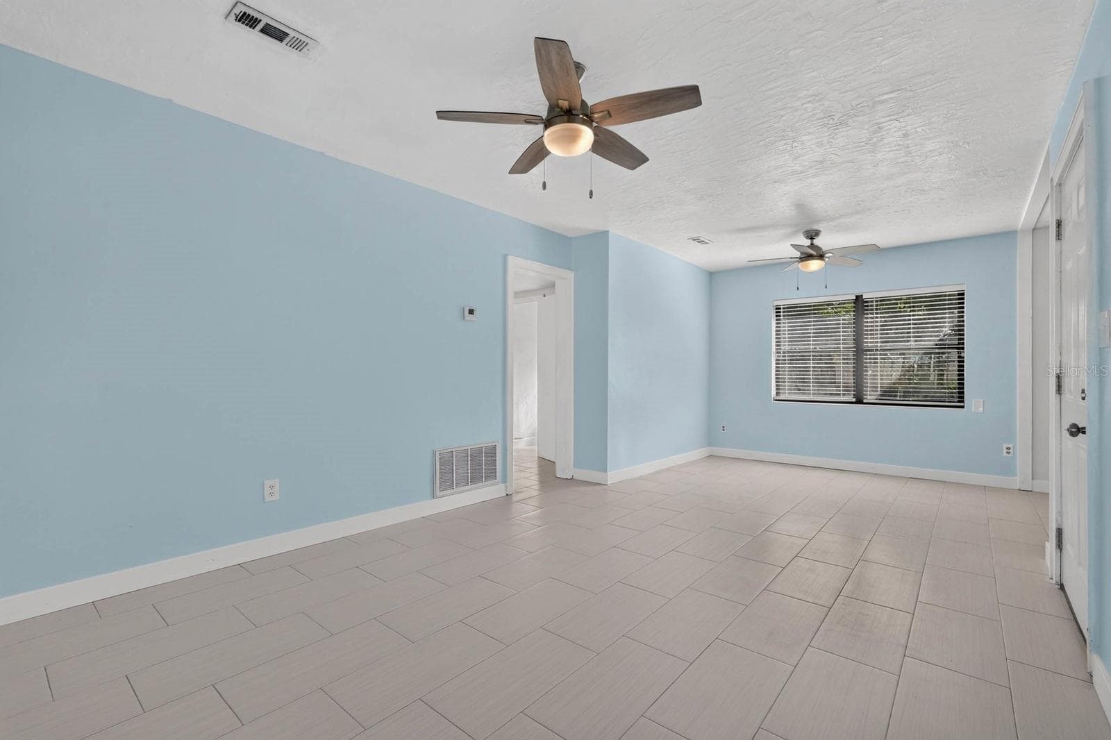 Single Family Residence at 211 FERN ST, PALATKA, photo 15 of 39