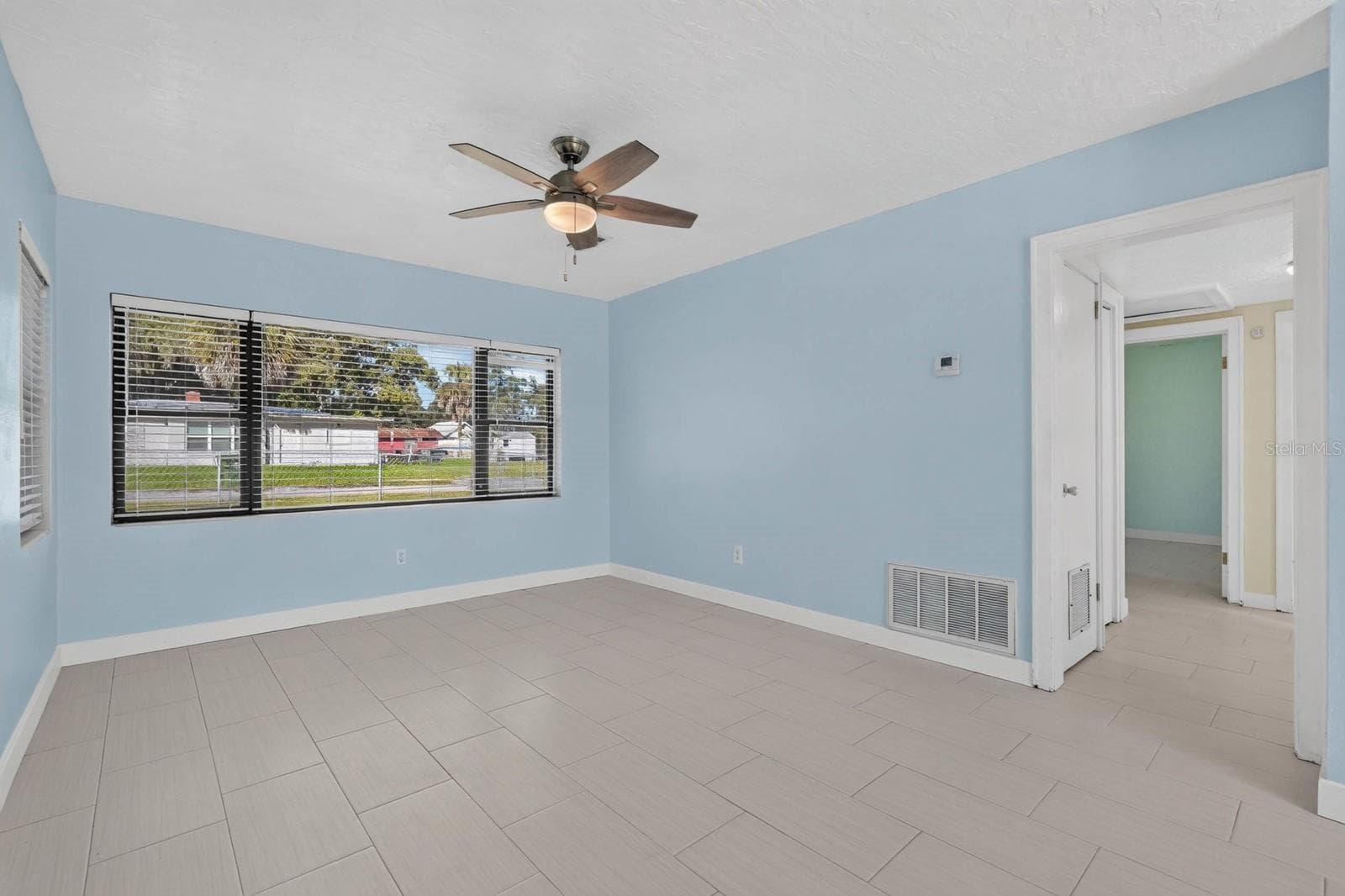 Single Family Residence at 211 FERN ST, PALATKA, photo 16 of 39