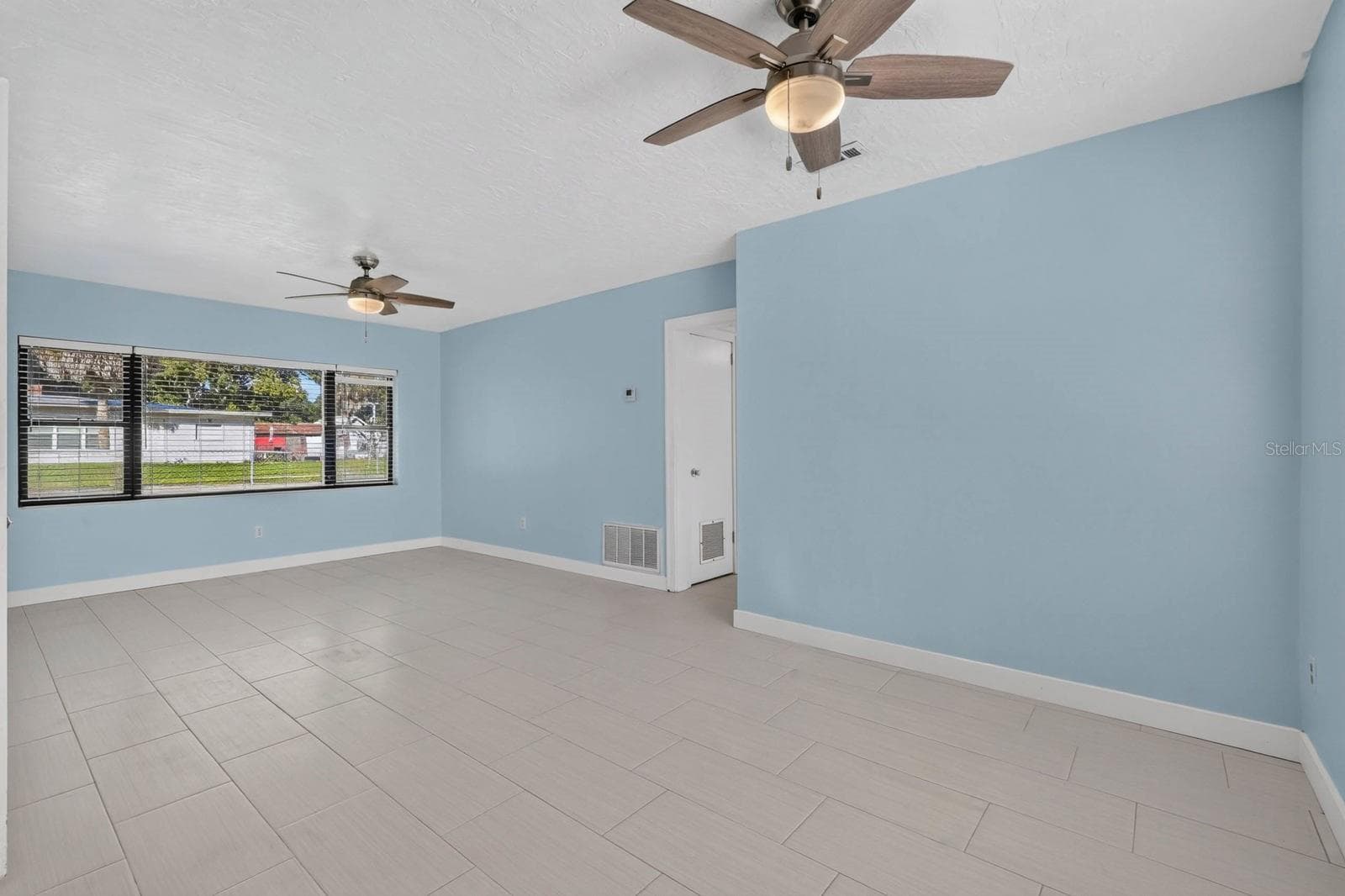 Single Family Residence at 211 FERN ST, PALATKA, photo 17 of 39