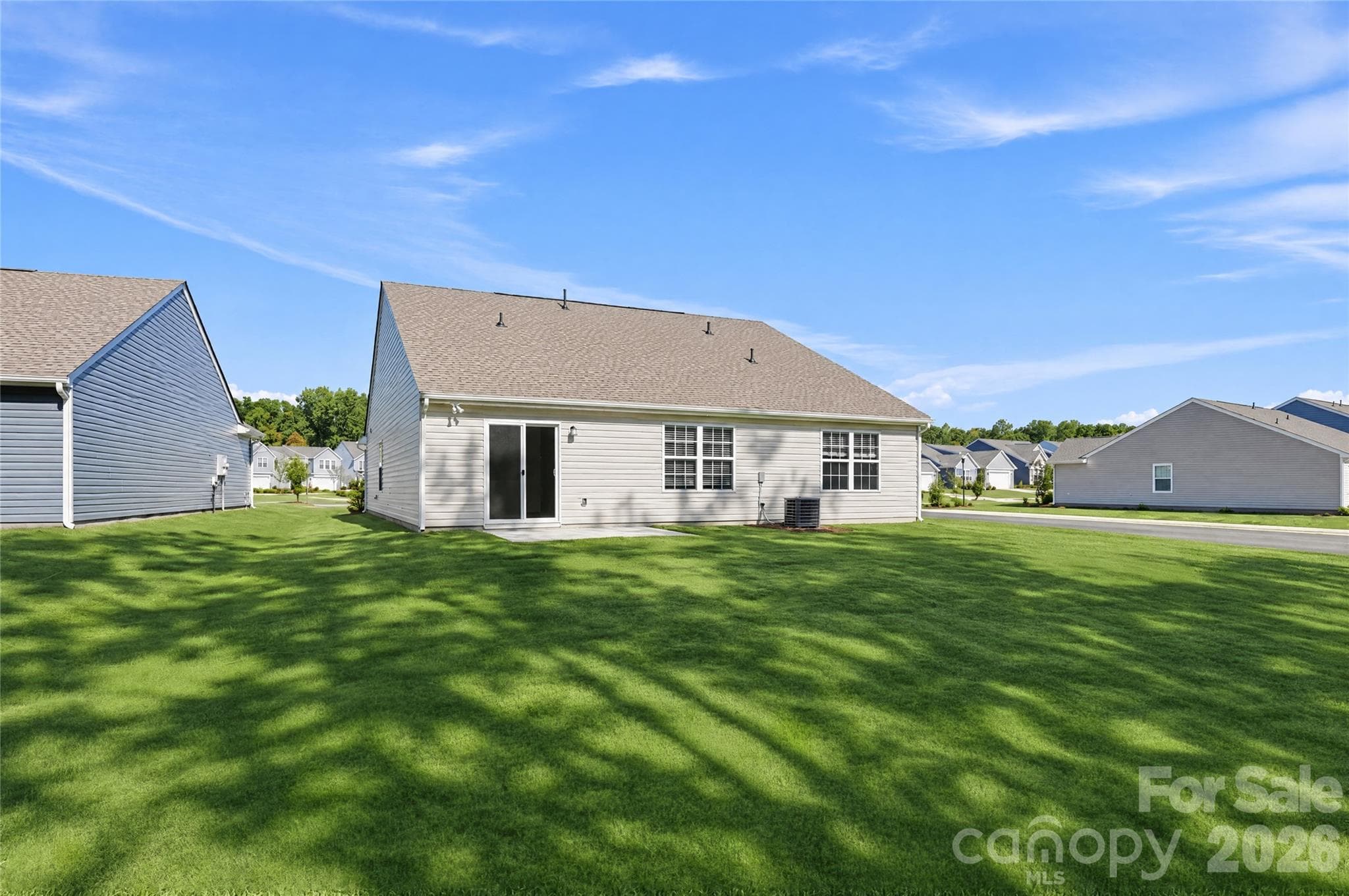 Single Family Residence at 379 18th Street W, Kannapolis, photo 6 of 16