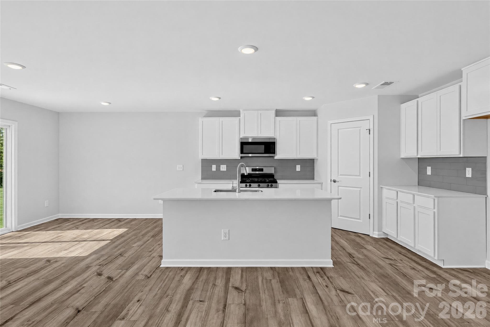 Single Family Residence at 379 18th Street W, Kannapolis, photo 10 of 16