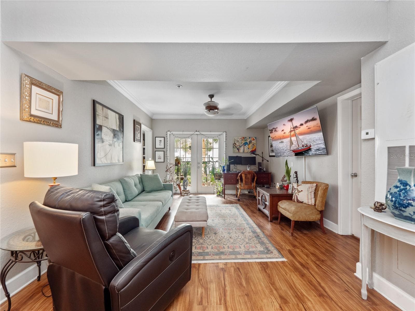 Condominium at 204 E SOUTH ST #2052, ORLANDO, photo 6 of 14