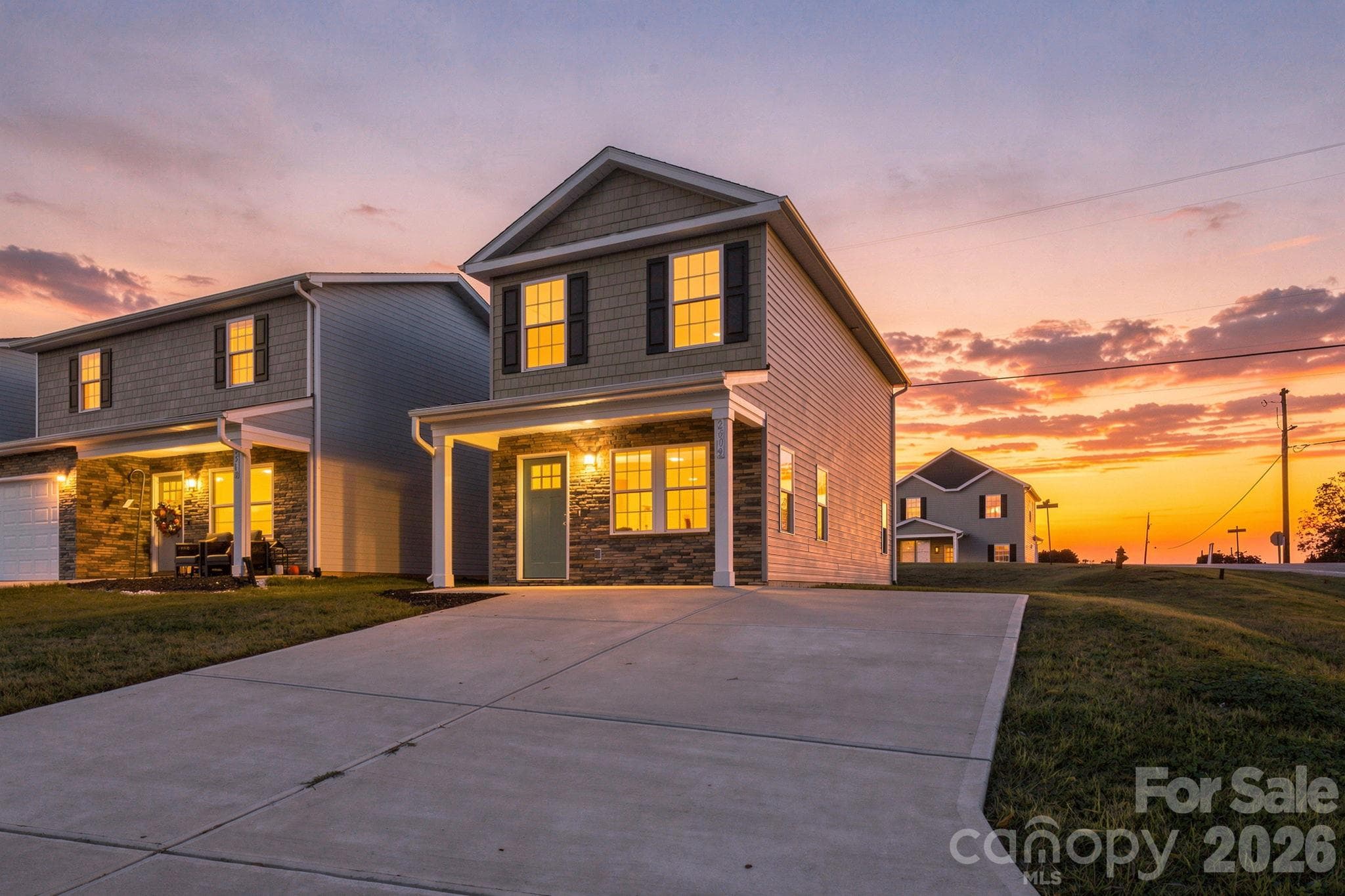 Single Family Residence at 2509 Snow Creek Road NE, Hickory, photo 21 of 22