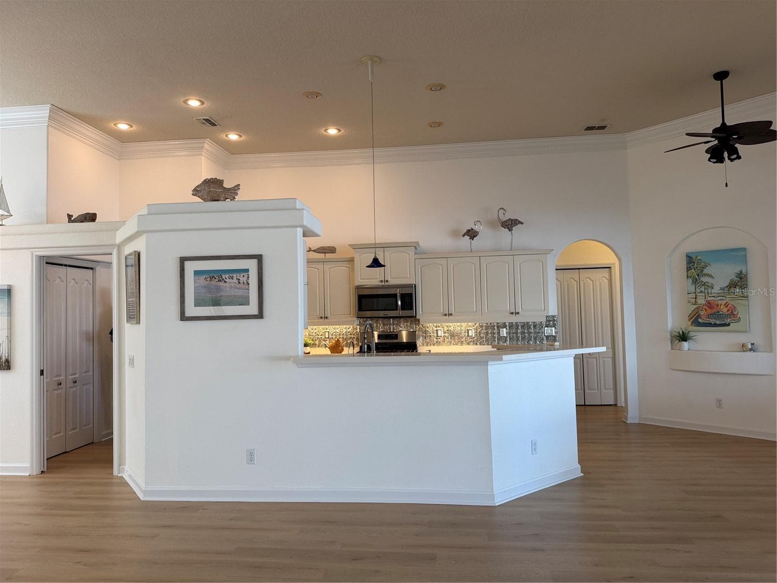 Breakfast nook at the right of the kitchen - 2311 OASIS DR, LAND O LAKES
