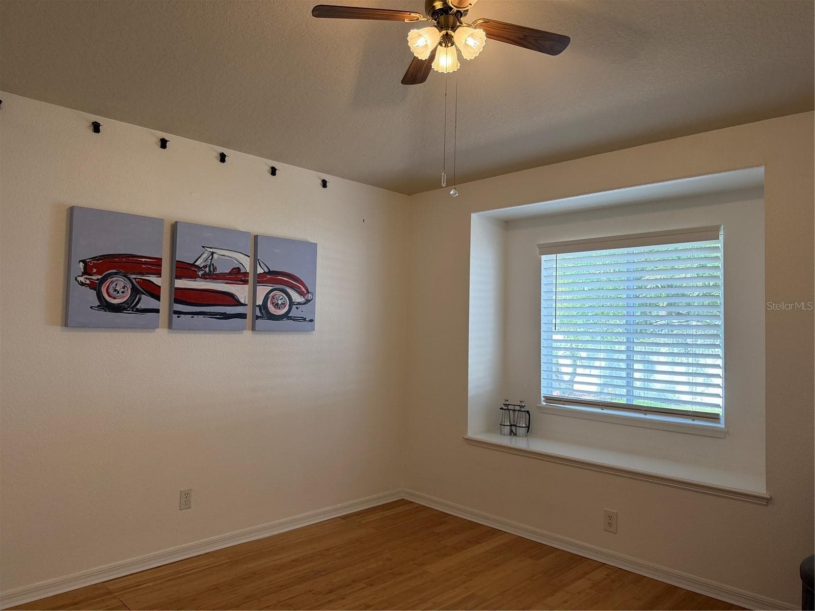 Third bedroom has window seat - 2311 OASIS DR, LAND O LAKES