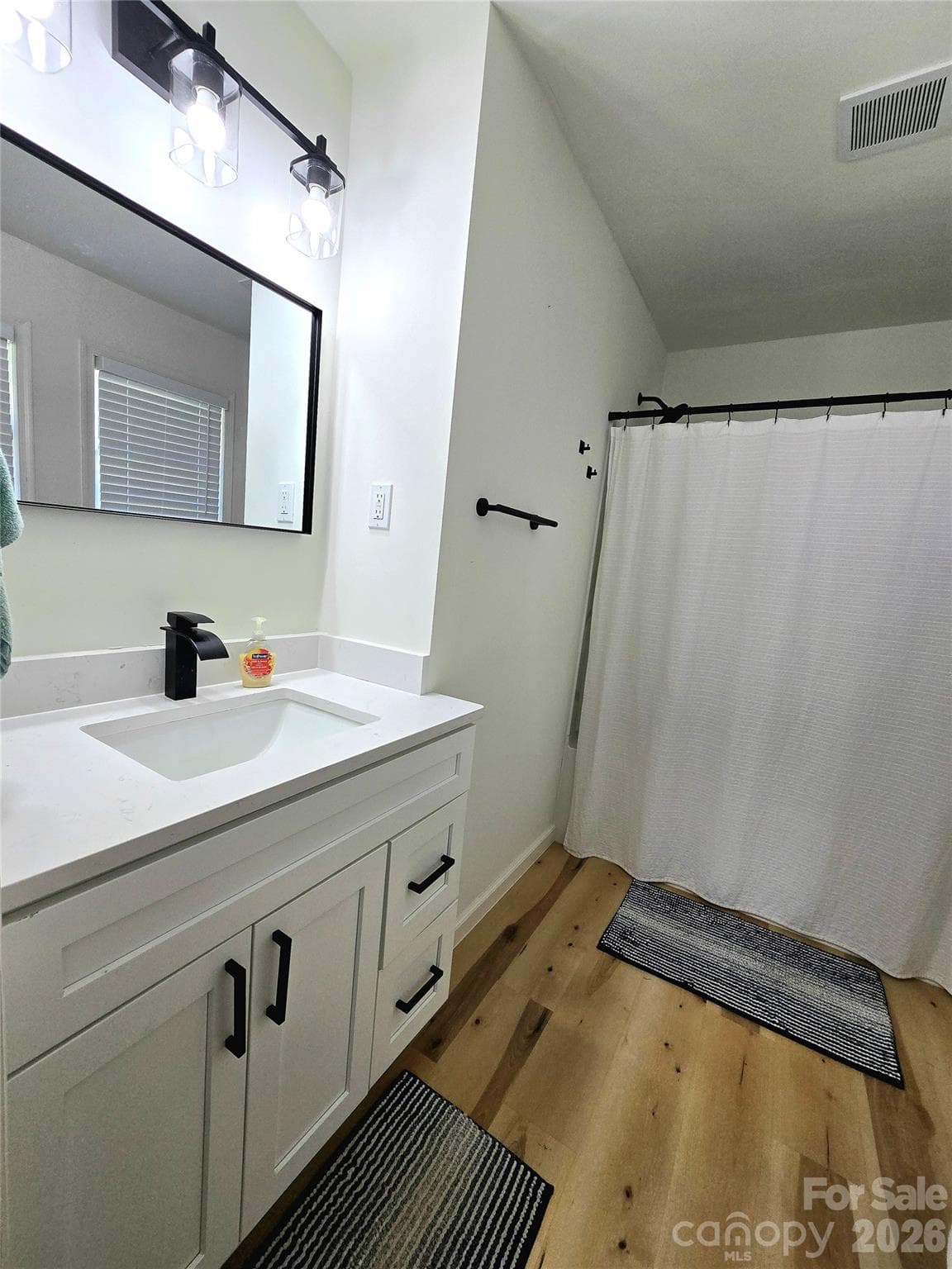 Single Family Residence at 2610 Fairgreen Drive, Gastonia, photo 23 of 33