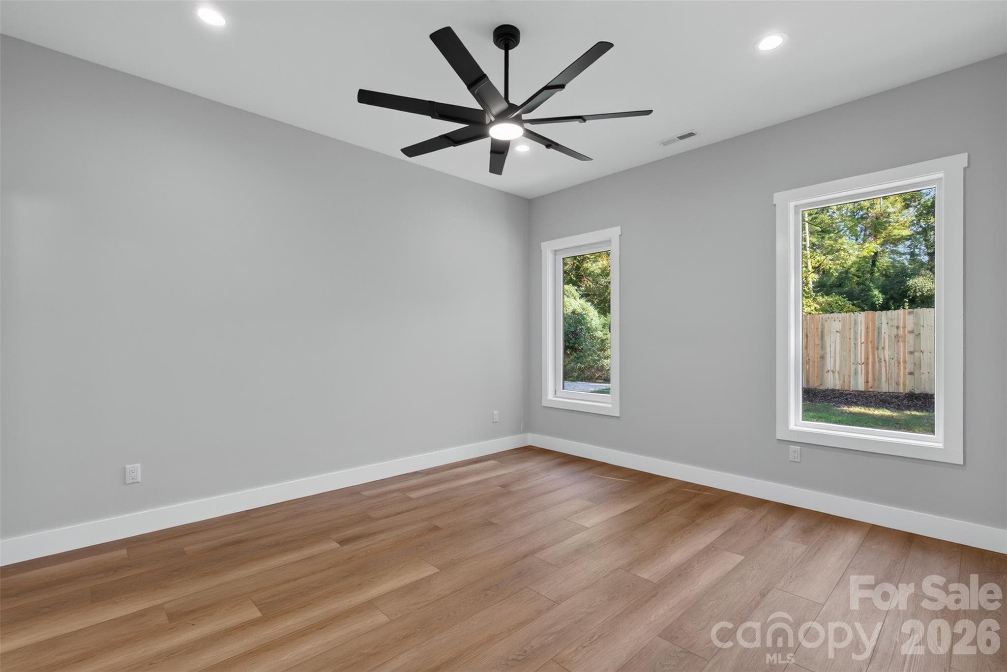 Single Family Residence at 305 Chadwick Avenue, Hendersonville, photo 13 of 35