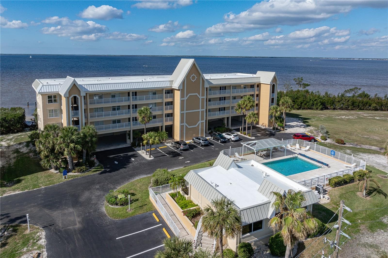 101 N MARION CT #235