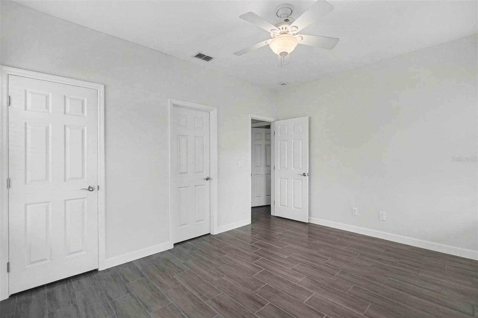 Condominium at 6081 LAKE FRONT DR, FORT MYERS, photo 16 of 37