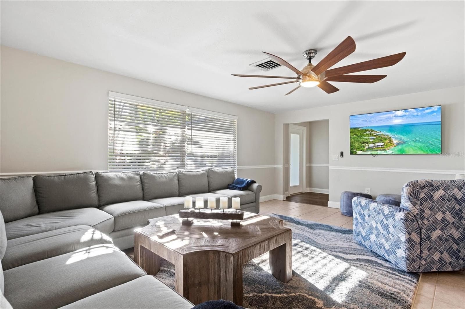 Single Family Residence at 204 MONET DR, NOKOMIS, photo 9 of 46