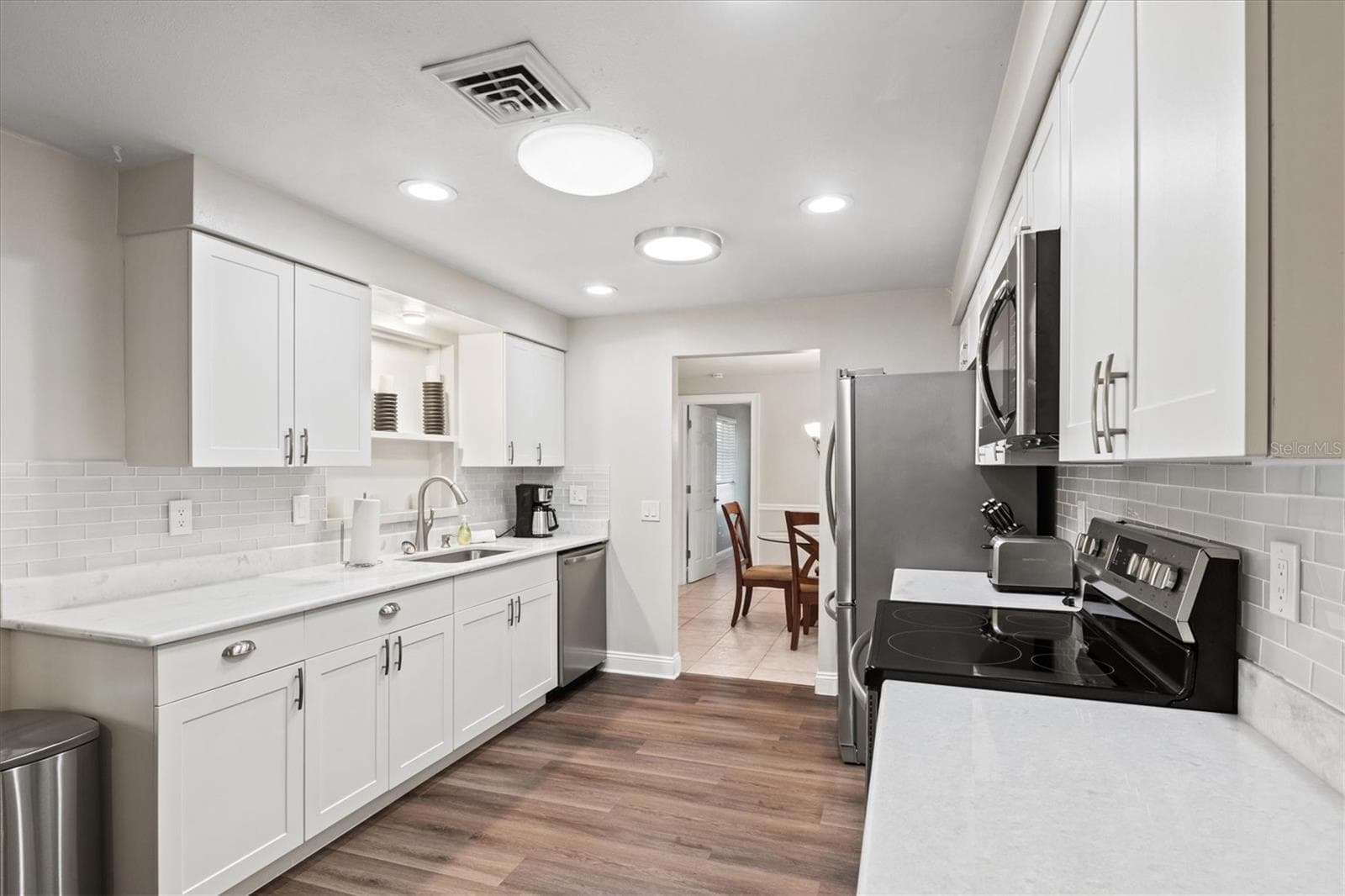 Single Family Residence at 204 MONET DR, NOKOMIS, photo 18 of 46