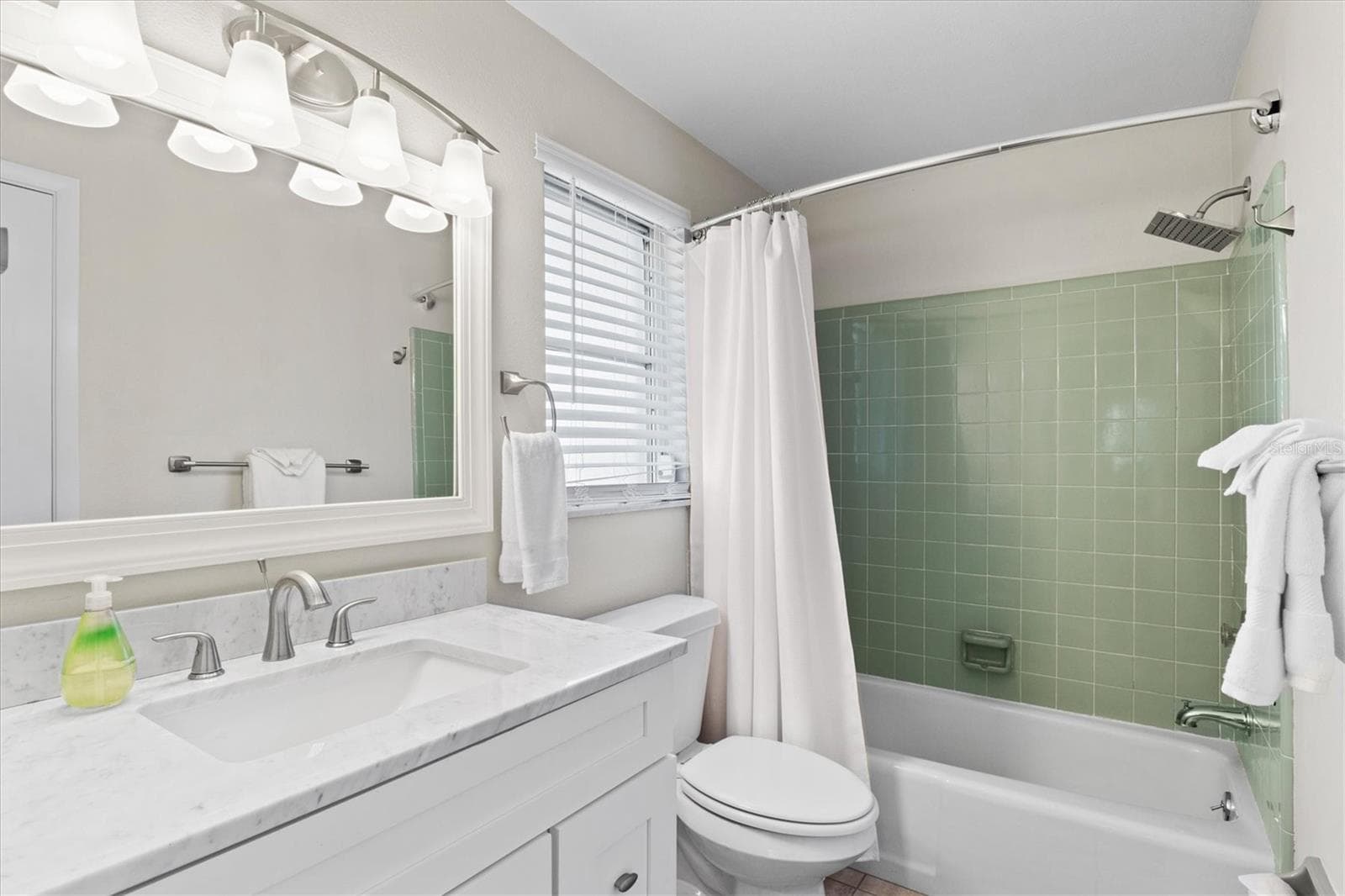 Single Family Residence at 204 MONET DR, NOKOMIS, photo 23 of 46