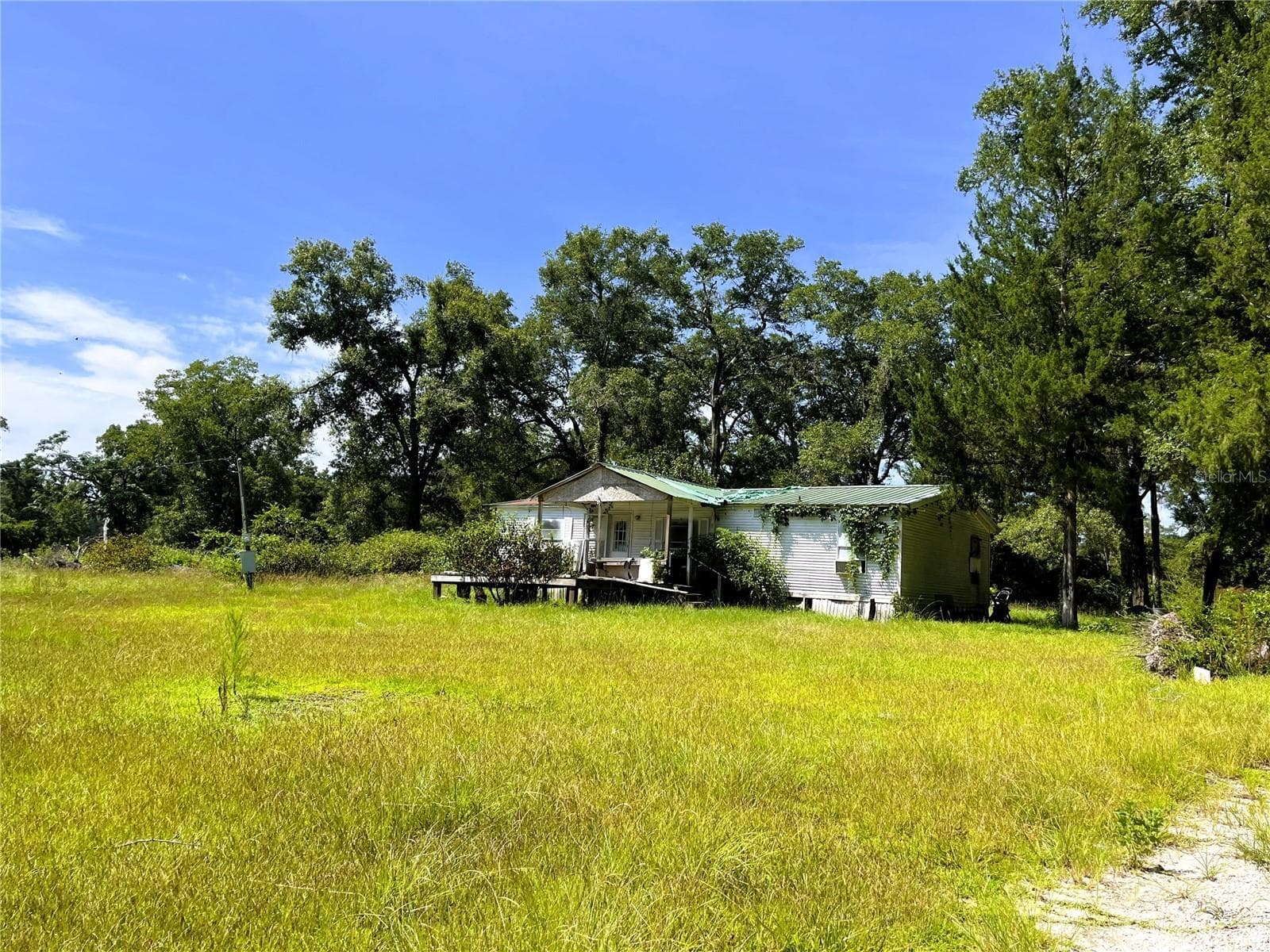 Manufactured Home at 1874 SW NAUTILUS RD, LAKE CITY, photo 15 of 25