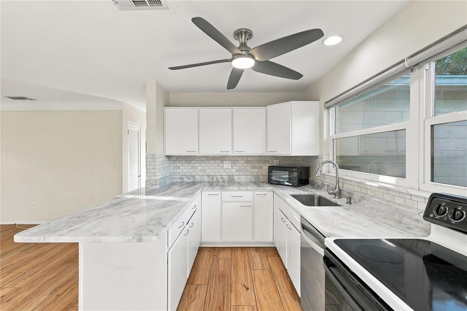Single Family Residence at 4822 60TH WAY N, KENNETH CITY, photo 12 of 41