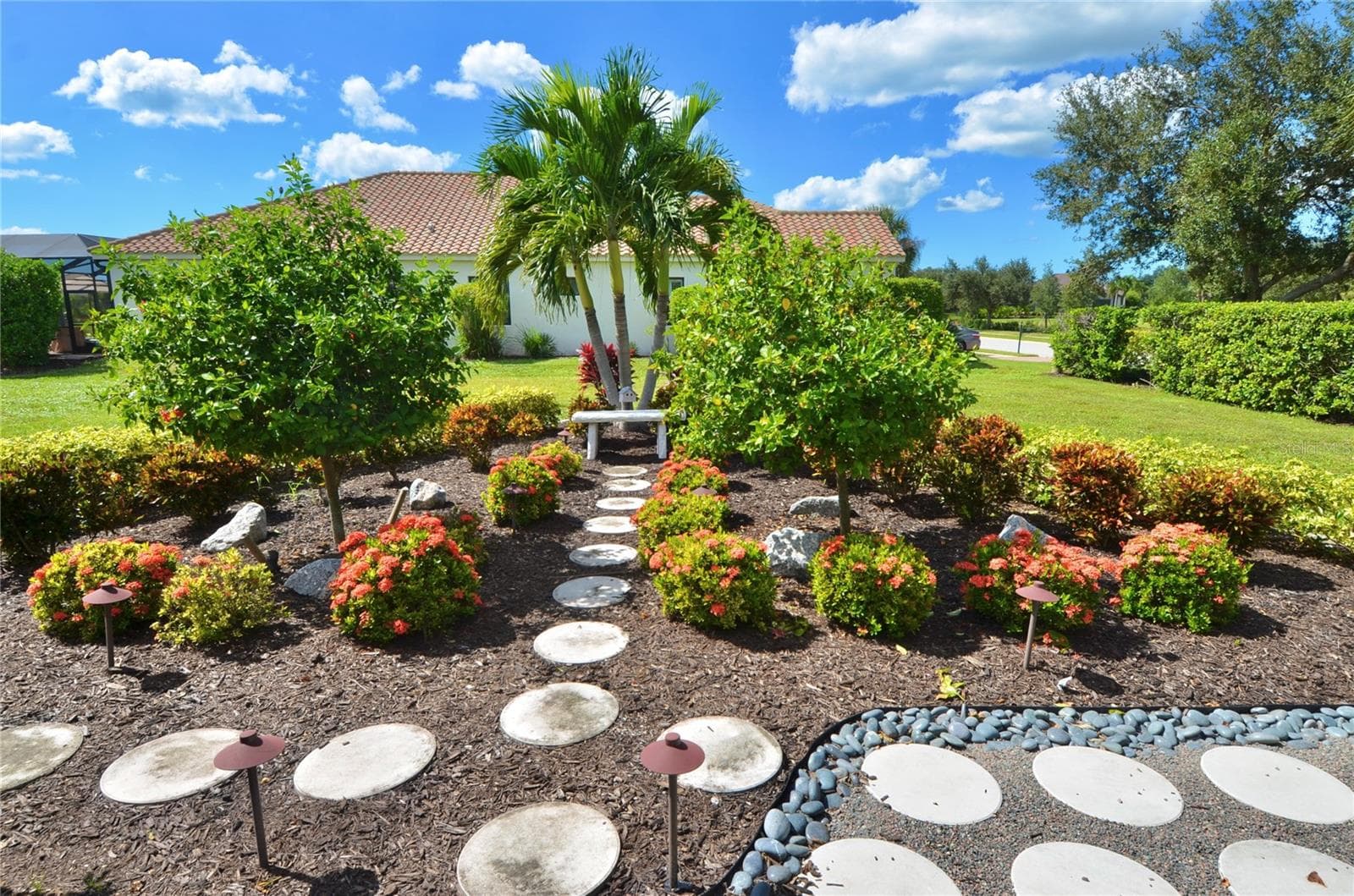 Garden - 27301 DRIVER LN, ENGLEWOOD