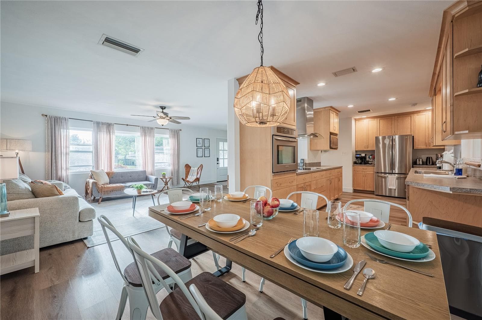 Single Family Residence at 1462 MORROW DR, CLEARWATER, photo 12 of 74