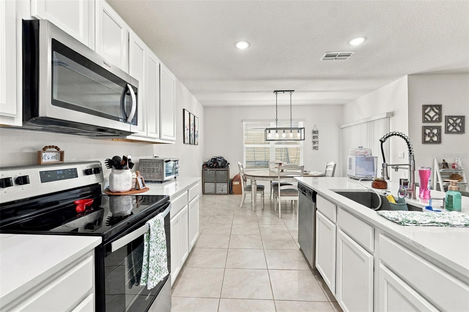 Single Family Residence at 750 AUBURN GROVE CT, AUBURNDALE, photo 9 of 18