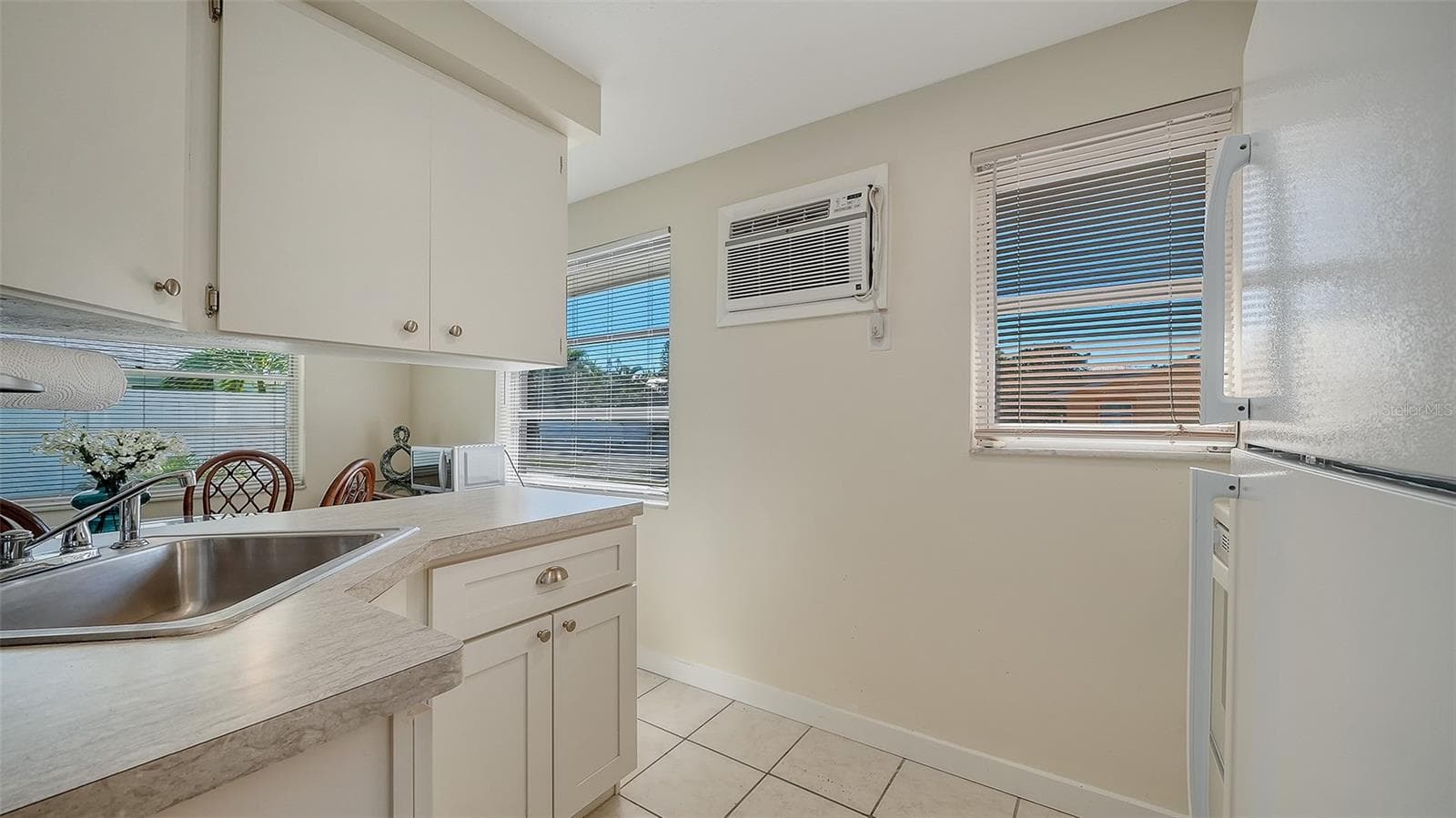 Duplex at 212 66TH ST, HOLMES BEACH, photo 13 of 74