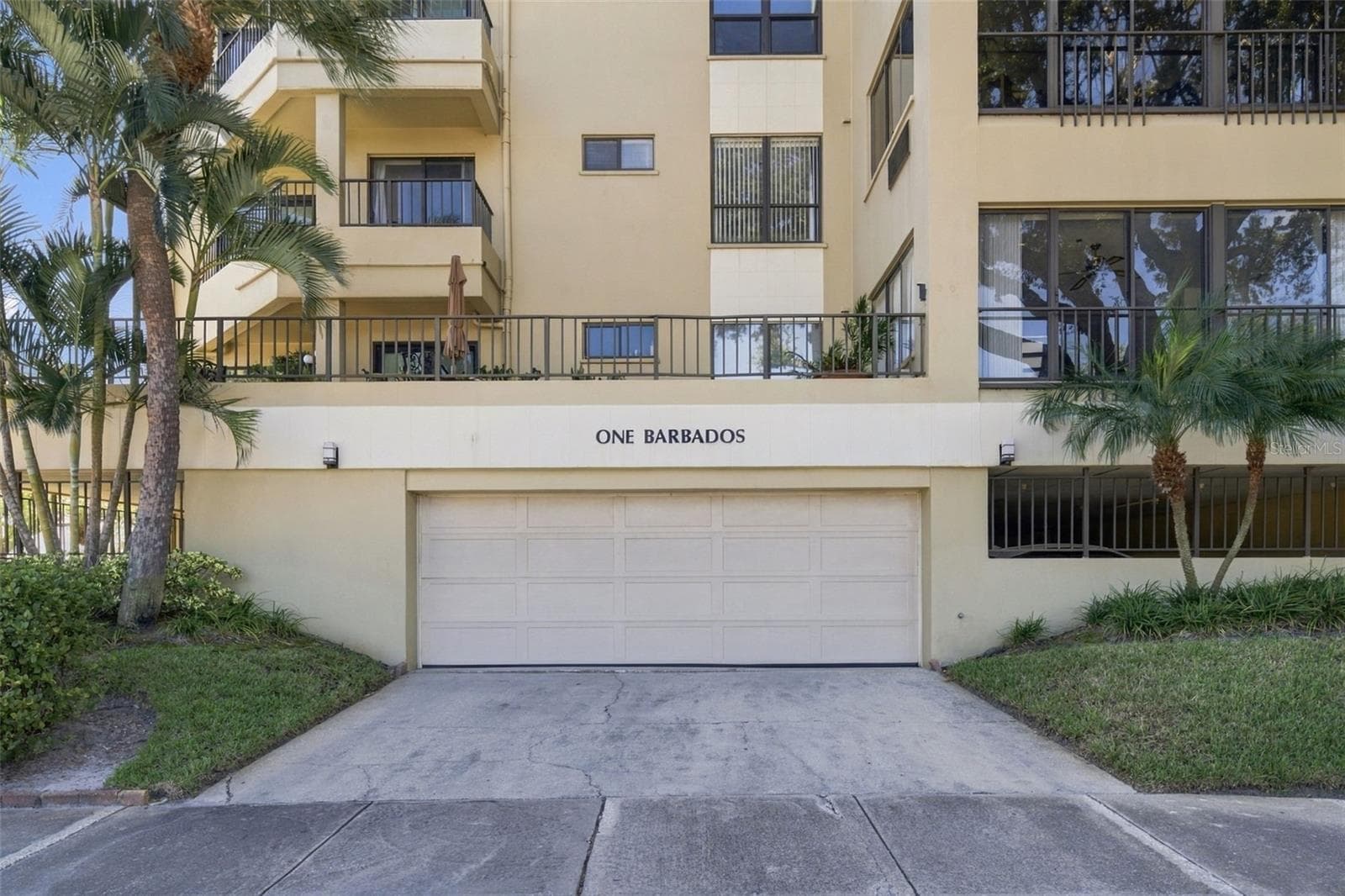 1 BARBADOS AVE #2D