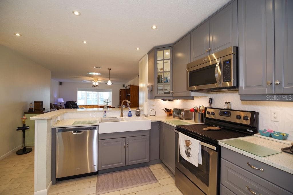 Kitchen - 290 PARADISE BLVD #17, MELBOURNE