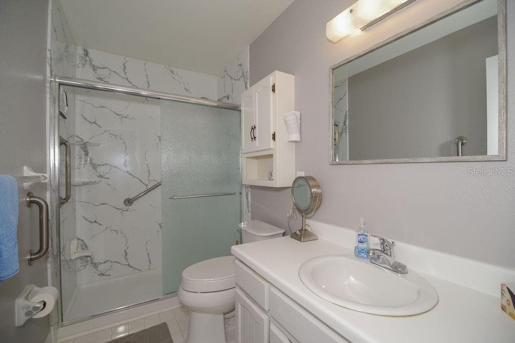 Guest Bathroom - 290 PARADISE BLVD #17, MELBOURNE
