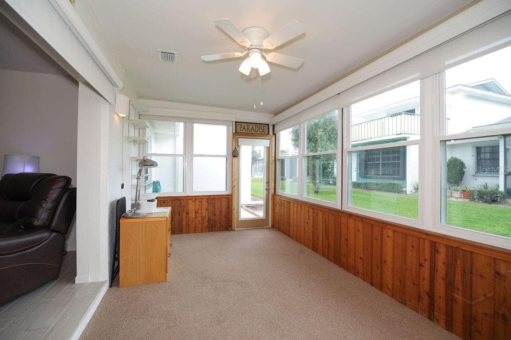 Florida Room - 290 PARADISE BLVD #17, MELBOURNE