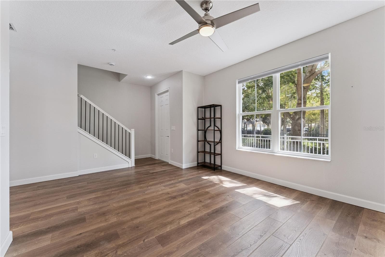 Townhouse at 1504 LAKE GEORGE DR, LAKE MARY, photo 4 of 48