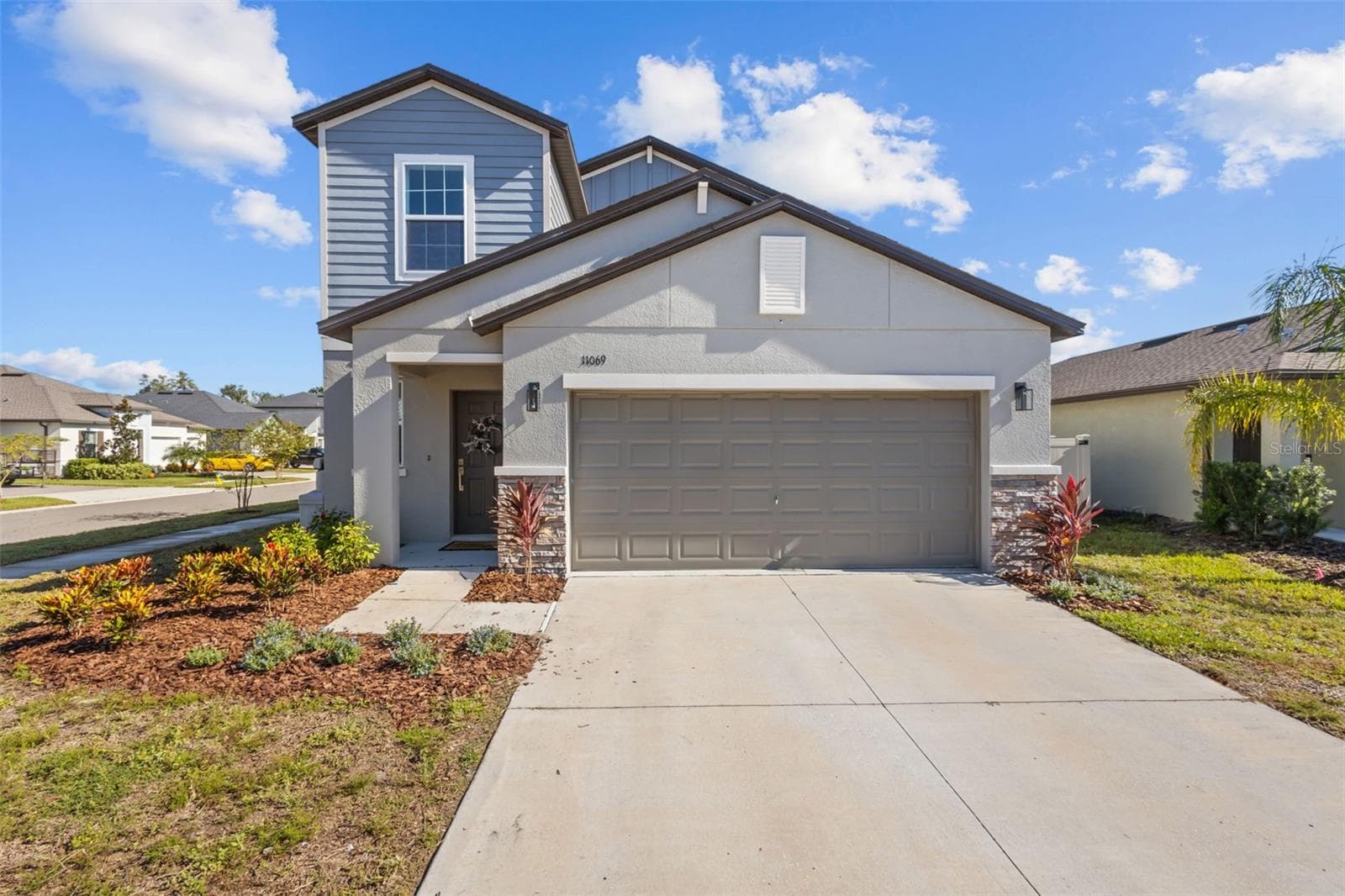 Single Family Residence at 11069 FLOURISH DR, LAND O LAKES, photo 2 of 33