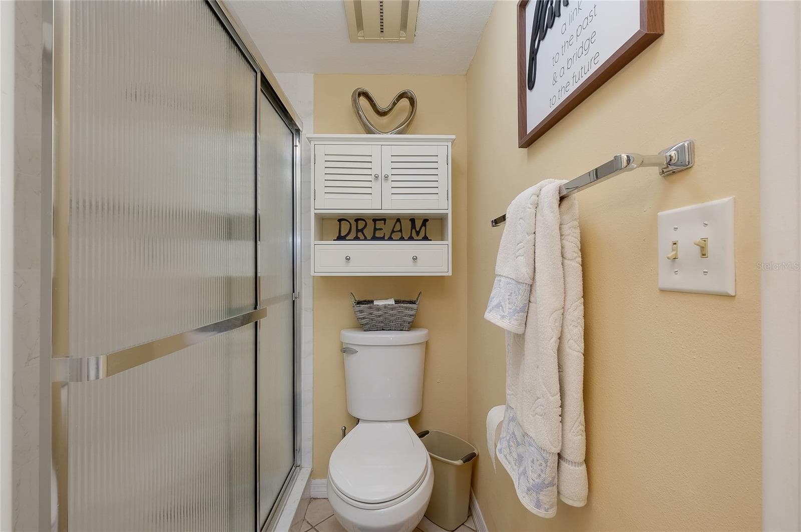 Condominium at 408 CERROMAR CIR S #132, VENICE, photo 44 of 85