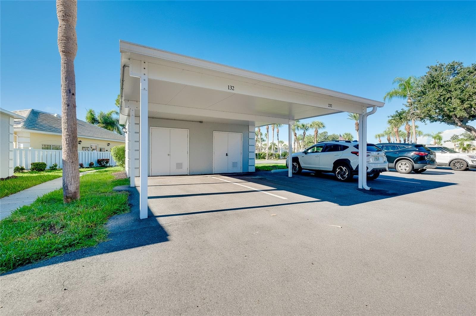 Condominium at 408 CERROMAR CIR S #132, VENICE, photo 48 of 85