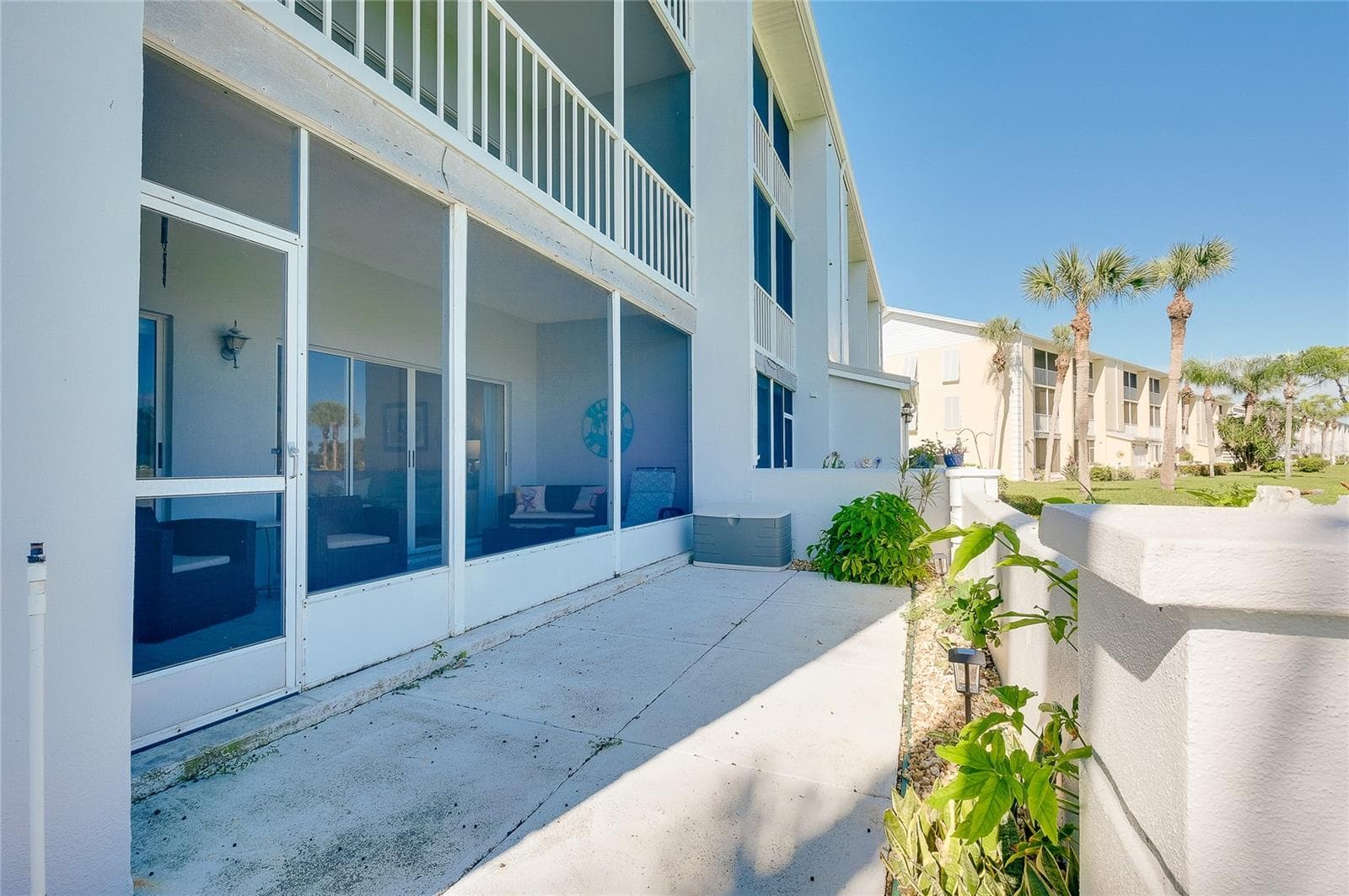Condominium at 408 CERROMAR CIR S #132, VENICE, photo 55 of 85