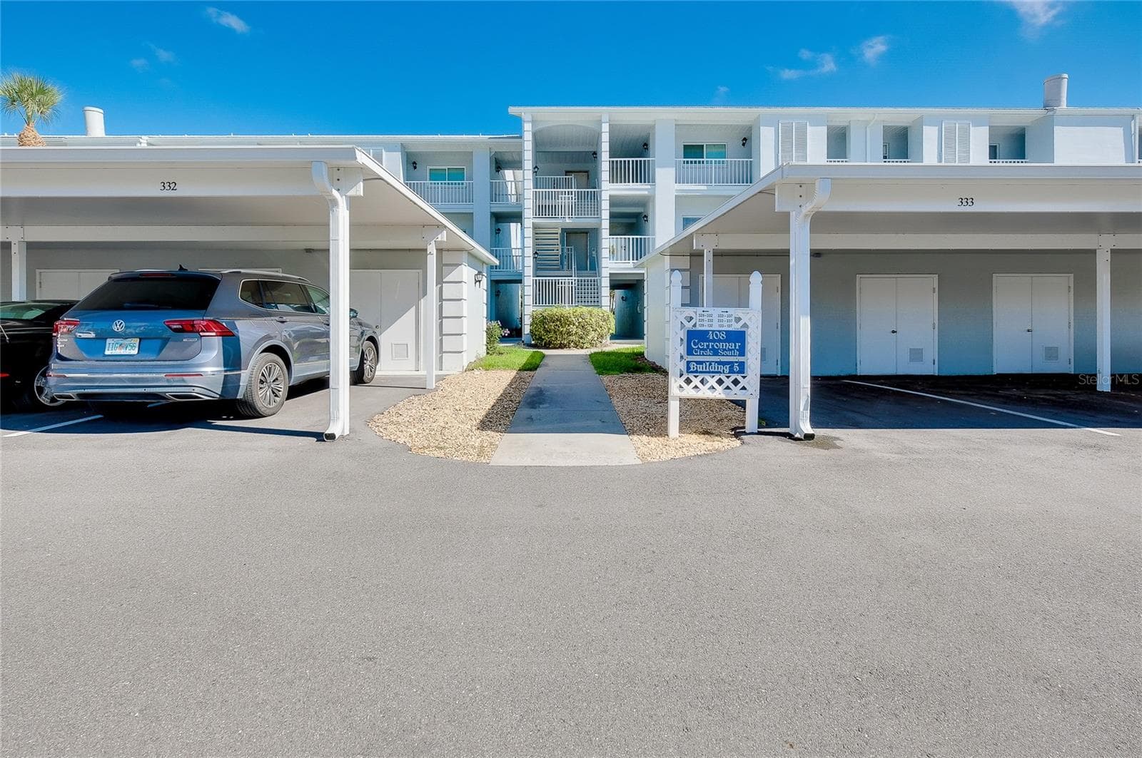 Condominium at 408 CERROMAR CIR S #132, VENICE, photo 64 of 85