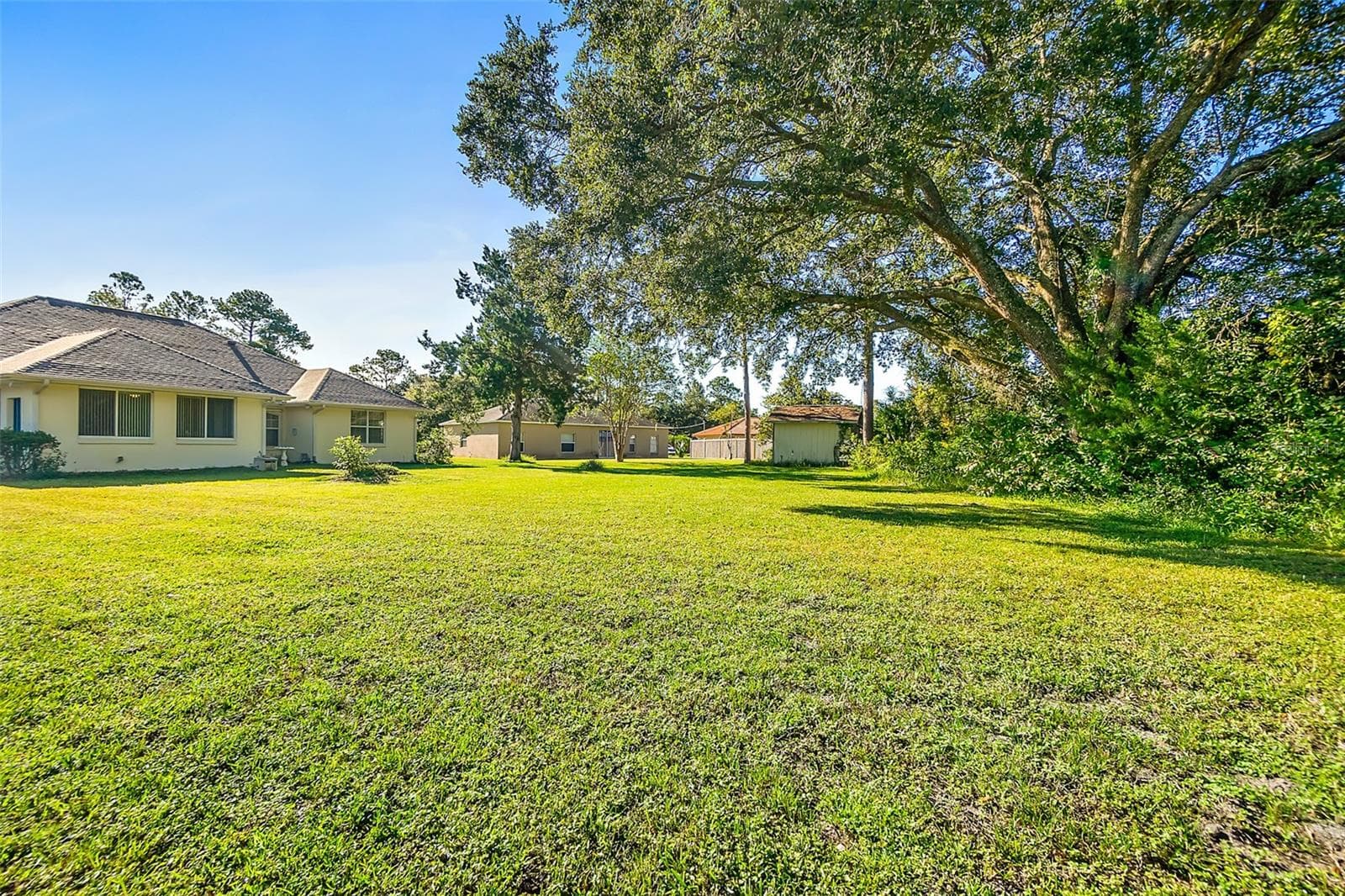 Single Family Residence at 46 WHISPERING PINE DR, PALM COAST, photo 4 of 47