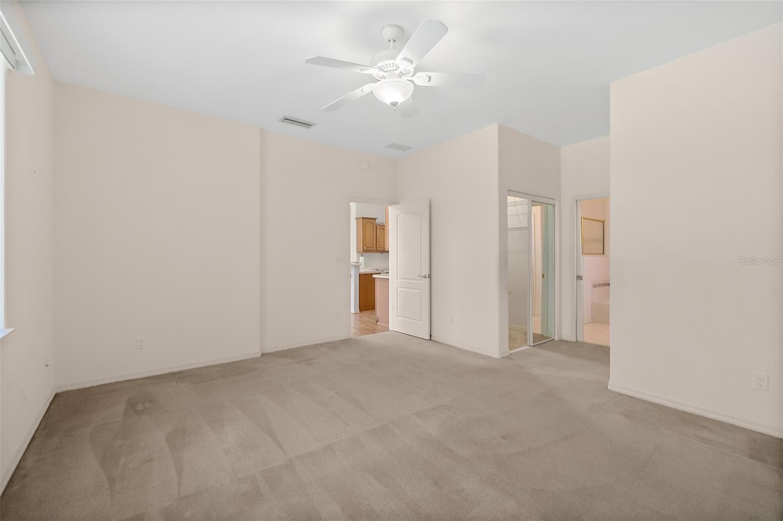 Single Family Residence at 46 WHISPERING PINE DR, PALM COAST, photo 31 of 47