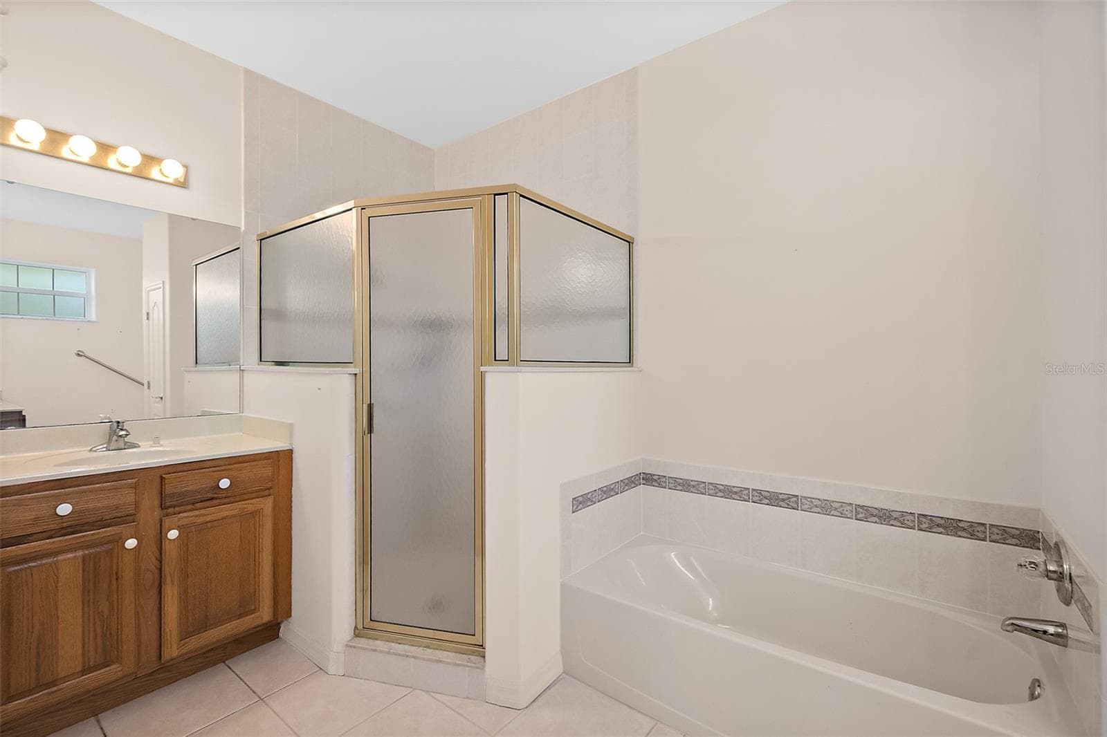 Single Family Residence at 46 WHISPERING PINE DR, PALM COAST, photo 34 of 47