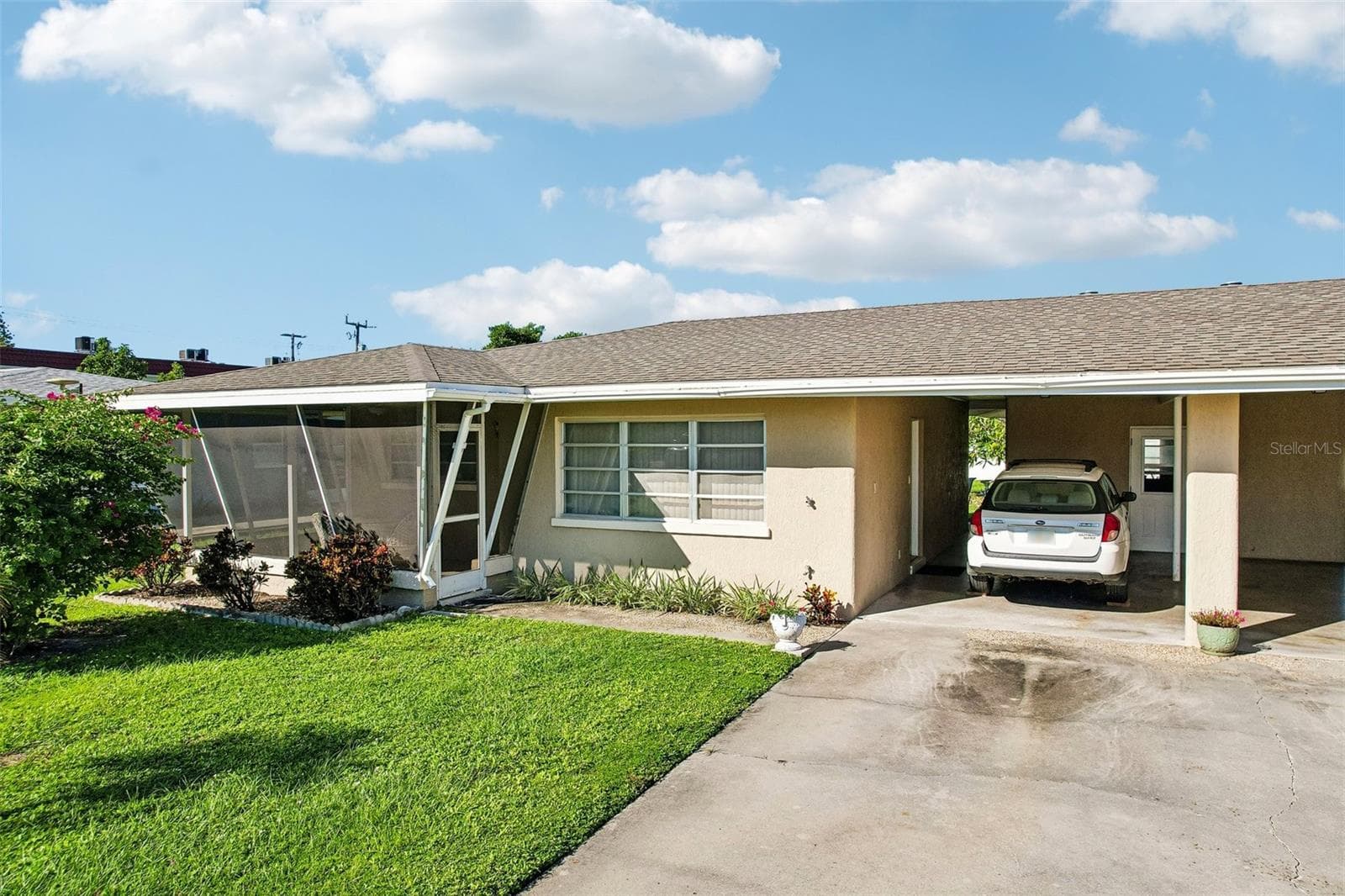 309 on left side - 309 PARKSIDE DR, VENICE