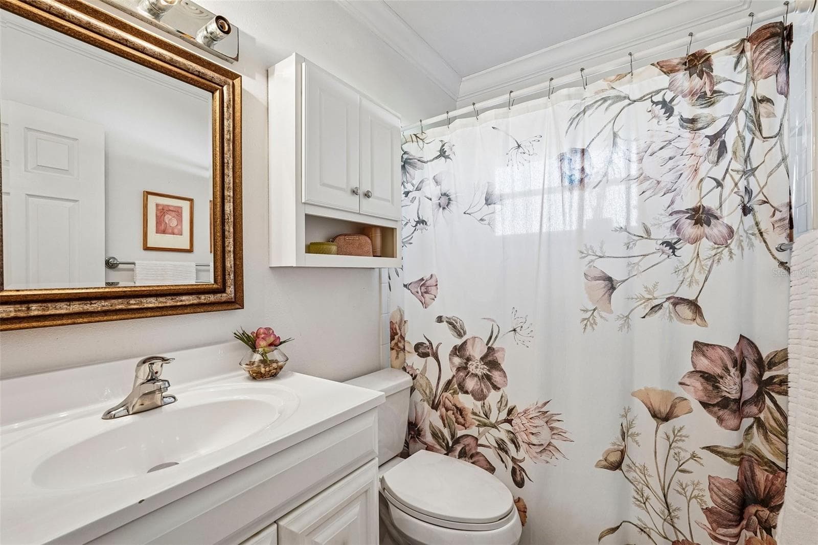 311 bathroom - 309 PARKSIDE DR, VENICE